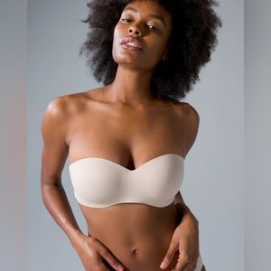 Soma Wireless Stay Put Multi-Way Strapless Bra Pale Sand size 40B
